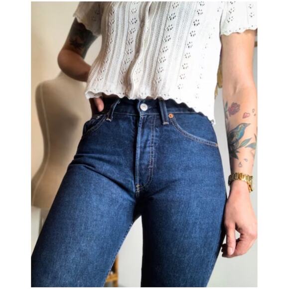 Levi’s VTG 70s Women’s Sz 26 High Rise Tapered Jeans USA Made Stonewash Denim - Picture 1 of 15